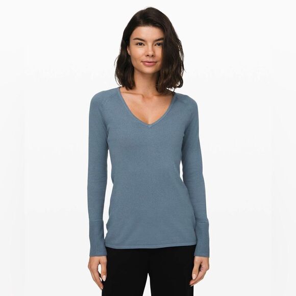 🏷️Lululemon Stand Steady V-Neck Sweater - Picture 1 of 6